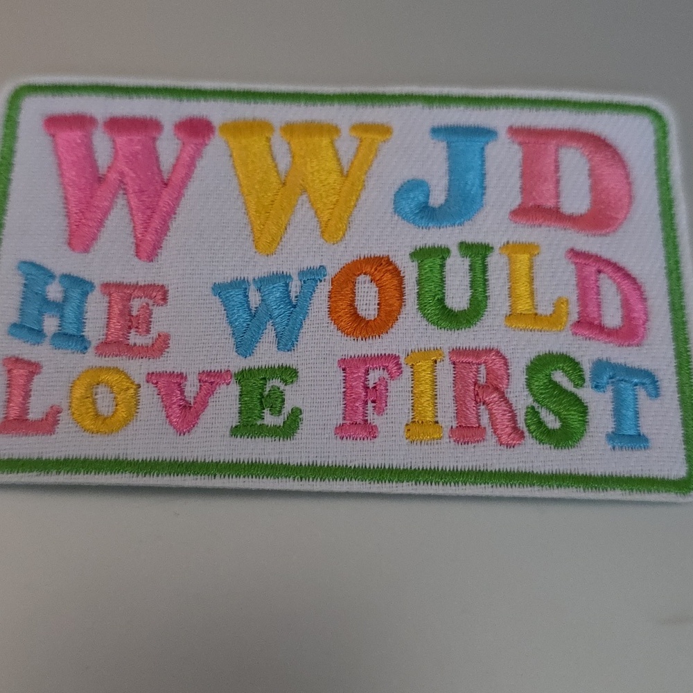 WWJD IRON ON PATCH - Picture 2 of 4